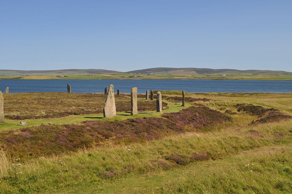 "Ring of Brodgar, Orkney" by Stevekeiretsuis licensed under CC BY-SA 3.0.