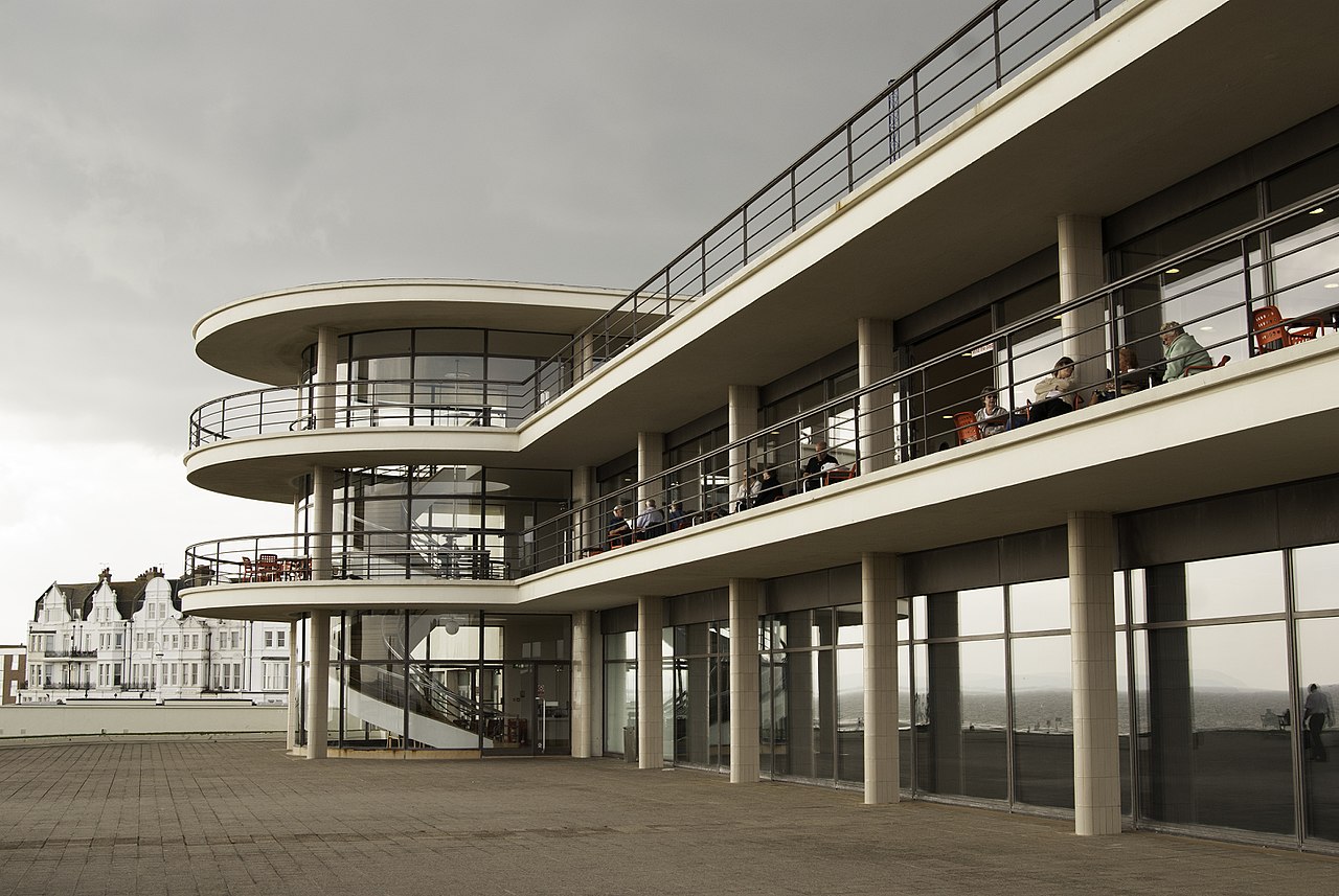 De La Warr Pavilion, by Oliver Tookey
